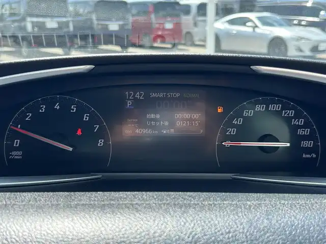 トヨタ シエンタ G 和歌山県 2016(平28)年 4.1万km コバルトブルーメタリック 純正ナビ/（AM/FM/Bluetooth）/バックカメラ/衝突軽減ブレーキ/横滑り防止機能/アイドリングストップ/レーンディパーチャーアラート/両側パワースライドドア/ETC/オートライト/オートハイビーム/ステアリングリモコン/プッシュスタート/スマートキー