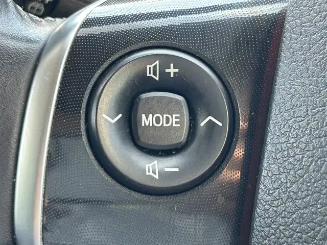 トヨタ シエンタ G 和歌山県 2016(平28)年 4.1万km コバルトブルーメタリック 純正ナビ/（AM/FM/Bluetooth）/バックカメラ/衝突軽減ブレーキ/横滑り防止機能/アイドリングストップ/レーンディパーチャーアラート/両側パワースライドドア/ETC/オートライト/オートハイビーム/ステアリングリモコン/プッシュスタート/スマートキー