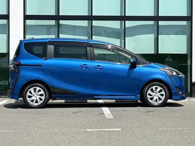 トヨタ シエンタ G 和歌山県 2016(平28)年 4.1万km コバルトブルーメタリック 純正ナビ/（AM/FM/Bluetooth）/バックカメラ/衝突軽減ブレーキ/横滑り防止機能/アイドリングストップ/レーンディパーチャーアラート/両側パワースライドドア/ETC/オートライト/オートハイビーム/ステアリングリモコン/プッシュスタート/スマートキー