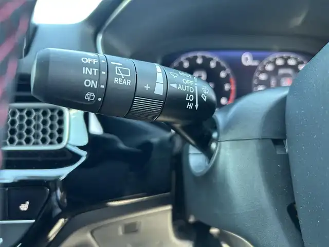 ホンダ シビック EX 栃木県 2021(令3)年 1.7万km プレミアムクリスタルレッドM ワンオーナー/ホンダセンシング/純正ナビ/フルセグTV/DVD/Bluetooth/USB/AppleCarPlay/バックカメラ/ビルトインETC2.0/ダウンサス/社外マフラー（純正サス積込)/ハーフレザーシート/パワーシート/シートヒーター/TVキャンセラー/ワイヤレス充電/フットイルミネーション/ブラインドスポットモニター/アダプティブクルーズコントロール/コーナーセンサー/スマートキー/プッシュスタート