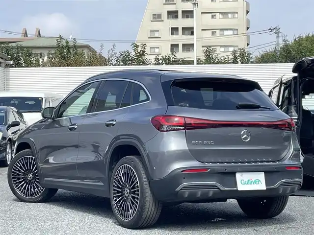 メルセデス・ベンツ Ｍ・ベンツ ＥＱＡ２５０ AMGライン 東京都 2021(令3)年 0.6万km マウンテングレー ワンオーナー/登録時走行距離【5983km】/純正ナビ/（フルセグ/BT/FM/AM）/パノラミックスライディングルーフ/アクティブクルーズコントロール/アクティブステアリングアシスト/アクティブブラインドスポットアシスト/オートマチックハイビーム/ヘッドアップディスプレイ/パドルシフト/ハーフレザーシート/シートキネティクス(D/N)/シートヒーター(D/N)/パワーシート(D/N)/純正ドライブレコーダー（前後）/スマートキー/スペアキー/ETC2.0