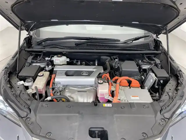 レクサス ＮＸ 300h Fスポーツ 滋賀県 2018(平30)年 7.2万km マーキュリーグレーマイカ 純正ナビ/(CD/DVD/フルセグ/Bluetooth)/パノラミックビューモニター/BSM/レザーシート/シートヒーター/ベンチレーション/パワーシート/ステアリングヒーター/3眼LEDヘッドライト/レーダークルコン/ETC2.0/電動リアゲート/前後ドラレコ/コーナーセンサー/ステアリングスイッチ/スマートキー/プッシュスタート
