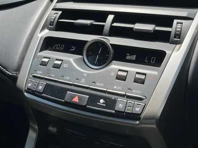 レクサス ＮＸ 300h Fスポーツ 滋賀県 2018(平30)年 7.2万km マーキュリーグレーマイカ 純正ナビ/(CD/DVD/フルセグ/Bluetooth)/パノラミックビューモニター/BSM/レザーシート/シートヒーター/ベンチレーション/パワーシート/ステアリングヒーター/3眼LEDヘッドライト/レーダークルコン/ETC2.0/電動リアゲート/前後ドラレコ/コーナーセンサー/ステアリングスイッチ/スマートキー/プッシュスタート