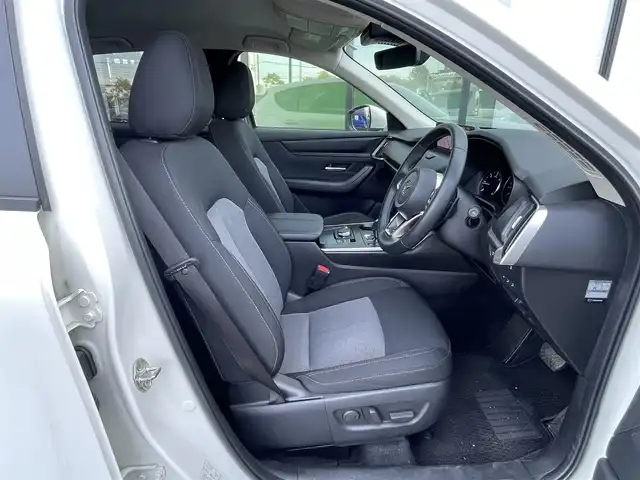 マツダ ＣＸ－６０ XD Sパッケージ 道央・札幌 2023(令5)年 1.2万km ロジウムホワイトプレミアムメタリック ４WD/純正SDナビ/AM/FM/USB/BT/衝突被害軽減ブレーキ/トランクションコントロールシステム/レーダークルーズコントロール/レーンキープアシスト/ダウンヒルアシストコントロール/クリアランスソナー/ブラインドスポットモニター/全方位カメラ/ビルトインETC/Mi-DRIVE/アイドリングストップ/D席パワーシート/D席メモリーシート/前席シートヒーター/ハンドルヒーター/革巻きステアリング/ステアリングリモコン/パドルシフト/電動パーキング/オートブレーキホールド/プッシュスタート/スマートキー/LEDヘッドライト/オートライト/オートハイビーム/電動格納ミラー/ウィンカーミラー/フロアマット/スペアキー