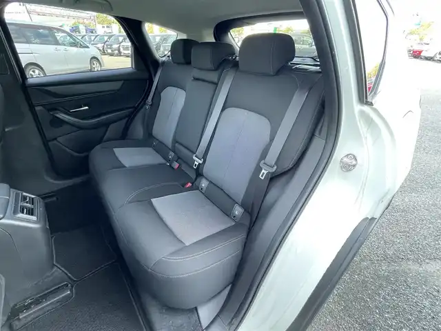 マツダ ＣＸ－６０ XD Sパッケージ 道央・札幌 2023(令5)年 1.2万km ロジウムホワイトプレミアムメタリック ４WD/純正SDナビ/AM/FM/USB/BT/衝突被害軽減ブレーキ/トランクションコントロールシステム/レーダークルーズコントロール/レーンキープアシスト/ダウンヒルアシストコントロール/クリアランスソナー/ブラインドスポットモニター/全方位カメラ/ビルトインETC/Mi-DRIVE/アイドリングストップ/D席パワーシート/D席メモリーシート/前席シートヒーター/ハンドルヒーター/革巻きステアリング/ステアリングリモコン/パドルシフト/電動パーキング/オートブレーキホールド/プッシュスタート/スマートキー/LEDヘッドライト/オートライト/オートハイビーム/電動格納ミラー/ウィンカーミラー/フロアマット/スペアキー