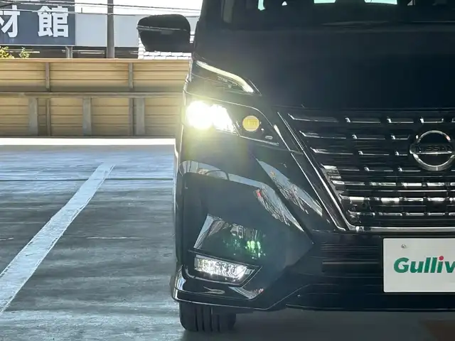 日産 セレナ ハイウェイスター V 静岡県 2020(令2)年 5.9万km ダイヤモンドブラック カロッツェリア８型ナビ/フルセグTV/エマージェンシーブレーキ/プロパイロット/カロッツェリア１０．２型後席モニター/全周囲モニター/ビルトインＥＴＣ/前後ドラレコ/デジタルミラー/両側電動スライド/衝突軽減システム/追従クルコン/純正LEDヘッドライト/純正１６ＡＷ