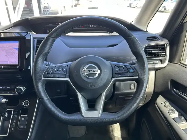 日産 セレナ ハイウェイスター V 静岡県 2020(令2)年 5.9万km ダイヤモンドブラック カロッツェリア８型ナビ/フルセグTV/エマージェンシーブレーキ/プロパイロット/カロッツェリア１０．２型後席モニター/全周囲モニター/ビルトインＥＴＣ/前後ドラレコ/デジタルミラー/両側電動スライド/衝突軽減システム/追従クルコン/純正LEDヘッドライト/純正１６ＡＷ