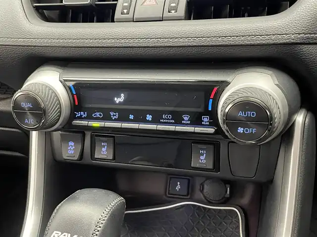 トヨタ ＲＡＶ４ ハイブリットG 愛知県 2021(令3)年 4.6万km ホワイトパールクリスタルシャイン 純正９型ＤＡナビＴＶ　全方位カメラ　モデリスタエアロ　禁煙　黒革　シートヒーター　ステアリングヒーター　デジタルインナーミラー　ドラレコ　電動シート　パワーバックドア　衝突軽減　追従クルコン　ＬＥＤオートライト　トヨタセーフティセンス　ルーフレール　メモリシート　純正フロアマット