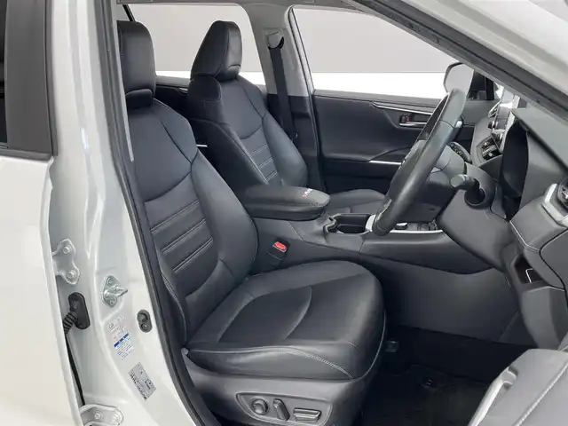 トヨタ ＲＡＶ４ ハイブリットG 愛知県 2021(令3)年 4.6万km ホワイトパールクリスタルシャイン 純正９型ＤＡナビＴＶ　全方位カメラ　モデリスタエアロ　禁煙　黒革　シートヒーター　ステアリングヒーター　デジタルインナーミラー　ドラレコ　電動シート　パワーバックドア　衝突軽減　追従クルコン　ＬＥＤオートライト　トヨタセーフティセンス　ルーフレール　メモリシート　純正フロアマット