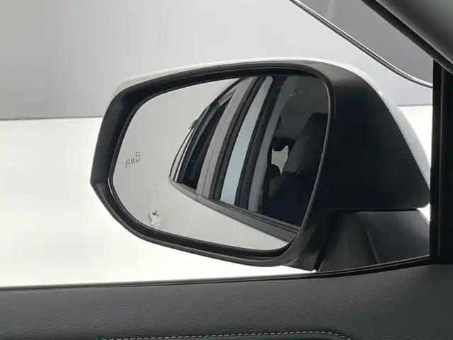 トヨタ ＲＡＶ４ ハイブリットG 愛知県 2021(令3)年 4.6万km ホワイトパールクリスタルシャイン 純正９型ＤＡナビＴＶ　全方位カメラ　モデリスタエアロ　禁煙　黒革　シートヒーター　ステアリングヒーター　デジタルインナーミラー　ドラレコ　電動シート　パワーバックドア　衝突軽減　追従クルコン　ＬＥＤオートライト　トヨタセーフティセンス　ルーフレール　メモリシート　純正フロアマット