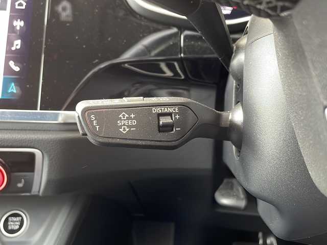 アウディ Ｑ３ SB 35TFSI Sライン 神奈川県 2022(令4)年 2万km デイトナグレーパールエフェクト ワンオーナー/純正ナビ(USB/BT/アップルカープレイ/アンドロイドオート)/全方位カメラ/レーダークルーズコントロール/パドルシフト/Audiドライブセレクト/アダプティブドライブアシスト/接近警告/レーン逸脱警告/サイドアシスト/リヤクロストラフィックアシスト/クリアランスソナー/ダウンヒルアシストコントロール/黒革シート/D/N席シートヒーター/D/N席パワーシート/パワーバックドア/ビルトインETC2.0/前後ドライブレコーダー/GPSレーダー/純正フロアマット/ISOFIX/スペアキー×1/保証書/取扱説明書
