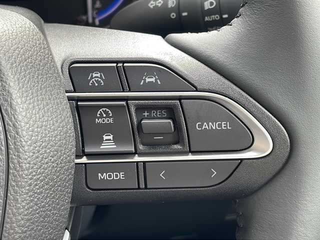 トヨタ ノア ハイブリッド S－Z 大阪府 2025(令7)年 0.1千km ホワイトパールクリスタルシャイン 3眼LEDヘッドライト/純正10.5型DA/フルセグTV/BT/HDMI/CD/DVDデッキ/バックカメラ/衝突被害軽減ブレーキ/車線逸脱抑制装置/レーダークルーズコントロー/オートマチックハイビーム/クリアランスソナー/両側電動スライドドア/ETC2.0/シートヒーターD/N席/ハーフレザーシート/純正17インチAW/AC100V/オートホールド/取説/保証書