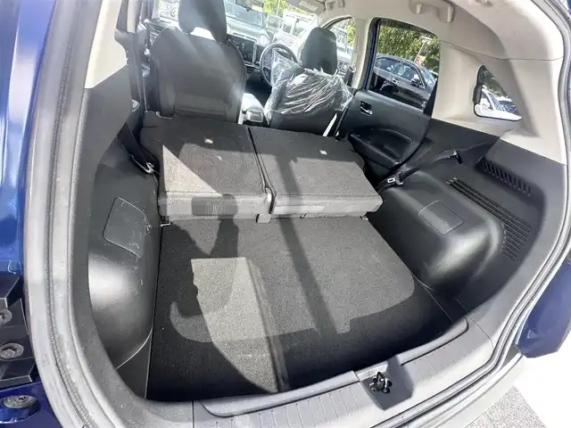 日産 ノート X 大阪府 2021(令3)年 4.6万km オーロラフレアブルーパール 純正ナビ/・Bluetooth/フルセグTV/CD/DVD/USB/　HDMI/ラジオ/主要装備/・エマージェンシーブレーキー/・ハイビームアシスト/・踏み間違い衝突防止アシスト/・レーンアシスト/・横滑り防止装置/・全方位カメラ/・BSM/・オートホールド/・バックドアロック解除スイッチ/・SOSコール/・置くだけ充電/・ステアリングリモコン/・コーナーセンサー/・LEDヘッドライト/・純正ホイールキャップ/・純正フロアマット/・ドライブレコーダー/・ETC2.0