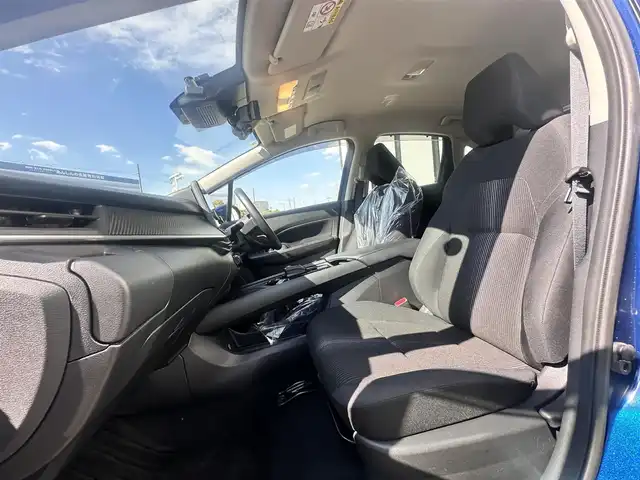 日産 ノート X 大阪府 2021(令3)年 4.6万km オーロラフレアブルーパール 純正ナビ/・Bluetooth/フルセグTV/CD/DVD/USB/　HDMI/ラジオ/主要装備/・エマージェンシーブレーキー/・ハイビームアシスト/・踏み間違い衝突防止アシスト/・レーンアシスト/・横滑り防止装置/・全方位カメラ/・BSM/・オートホールド/・バックドアロック解除スイッチ/・SOSコール/・置くだけ充電/・ステアリングリモコン/・コーナーセンサー/・LEDヘッドライト/・純正ホイールキャップ/・純正フロアマット/・ドライブレコーダー/・ETC2.0