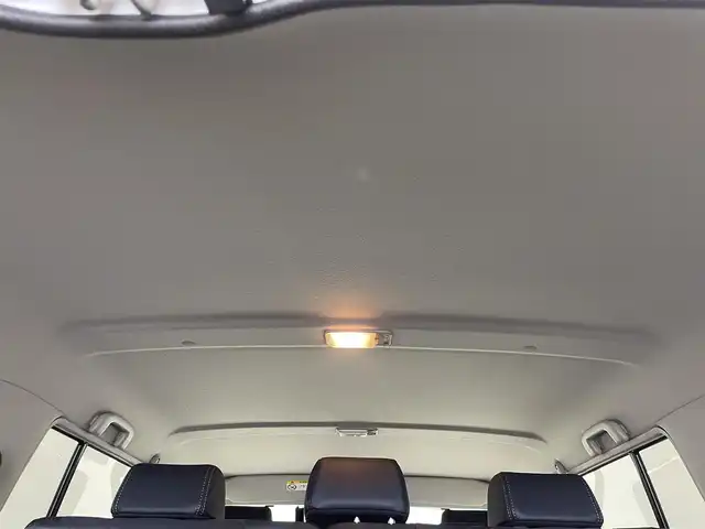 トヨタ ランドクルーザー AX 群馬県 2024(令6)年 0.9万km スーパーホワイトⅡ 純正７インチナビ/・フルセグTV/AM/FM/CD/DVD/BT/SD/－－－－－－－－－/純正ナビ　バックカメラ　クルーズコントロール　衝突軽減　ＪＡＯＳフリントバンパーガーニッシュ／フロントアンダーカバー／リアアンダーカバー　ドライブレコーダー　電動デフロック　ＥＴＣ　４ＷＤ　禁煙車