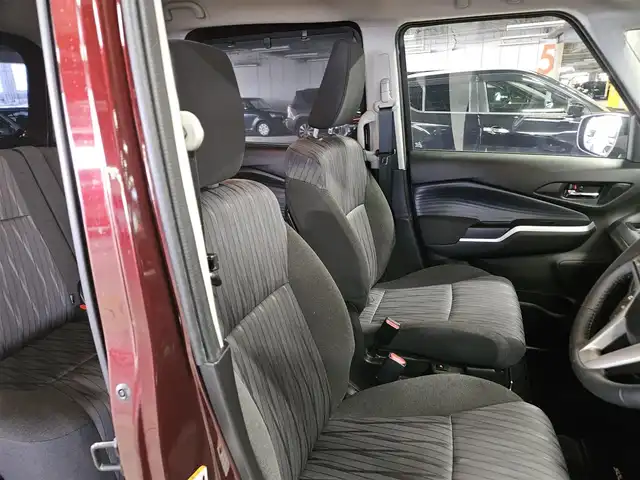 スズキ ソリオ HV MZ 宮崎県 2021(令3)年 7万km メロウディープレッドパール ワンオーナー/純正MOP9型ナビ/フルセグTV/両側パワースライドドア/全方位モニター/ビルトインETC/ドライブレコーダー/アダプティブクルーズコントロール/セーフティサポート/・衝突被害軽減ブレーキ/・後退時ブレーキサポート/・車線逸脱警報/・前後誤発進抑制/・ハイビームアシスト/・標識認識/・リアパーキングセンサー/LEDヘッドランプ/革巻きステアリング/ハンズフリーステアリングスイッチ/純正15インチアルミホイール/スマートキー/プッシュエンジンスタート/禁煙車