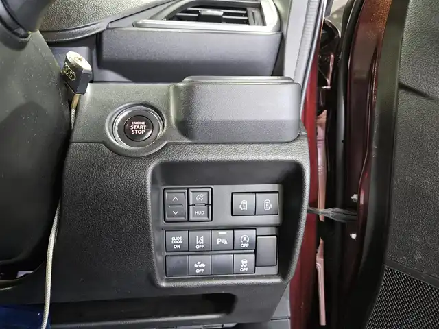 スズキ ソリオ HV MZ 宮崎県 2021(令3)年 7万km メロウディープレッドパール ワンオーナー/純正MOP9型ナビ/フルセグTV/両側パワースライドドア/全方位モニター/ビルトインETC/ドライブレコーダー/アダプティブクルーズコントロール/セーフティサポート/・衝突被害軽減ブレーキ/・後退時ブレーキサポート/・車線逸脱警報/・前後誤発進抑制/・ハイビームアシスト/・標識認識/・リアパーキングセンサー/LEDヘッドランプ/革巻きステアリング/ハンズフリーステアリングスイッチ/純正15インチアルミホイール/スマートキー/プッシュエンジンスタート/禁煙車