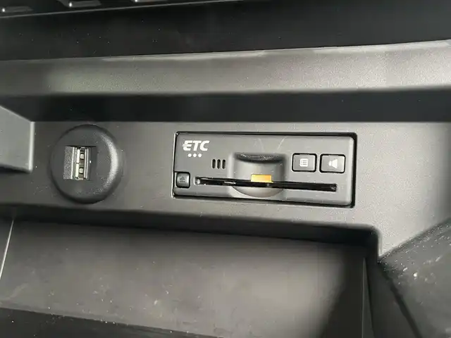 スズキ ソリオ HV MZ 宮崎県 2021(令3)年 7万km メロウディープレッドパール ワンオーナー/純正MOP9型ナビ/フルセグTV/両側パワースライドドア/全方位モニター/ビルトインETC/ドライブレコーダー/アダプティブクルーズコントロール/セーフティサポート/・衝突被害軽減ブレーキ/・後退時ブレーキサポート/・車線逸脱警報/・前後誤発進抑制/・ハイビームアシスト/・標識認識/・リアパーキングセンサー/LEDヘッドランプ/革巻きステアリング/ハンズフリーステアリングスイッチ/純正15インチアルミホイール/スマートキー/プッシュエンジンスタート/禁煙車