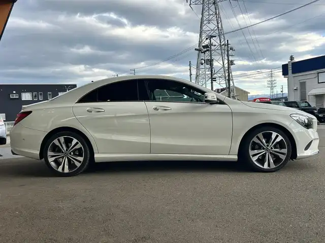 メルセデス・ベンツ ＣＬＡ２２０ 4MATIC 富山県 2017(平29)年 3.4万km 白 純正HDDナビ/Bluetooth接続/フルセグTV/D/N席シートヒーター/D/N席パワーシート/ドラレコ/サンルーフ/アイドリングストップ/プッシュスタート/クルーズコントロール