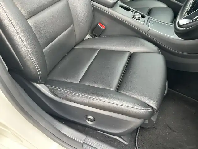 メルセデス・ベンツ ＣＬＡ２２０ 4MATIC 富山県 2017(平29)年 3.4万km 白 純正HDDナビ/Bluetooth接続/フルセグTV/D/N席シートヒーター/D/N席パワーシート/ドラレコ/サンルーフ/アイドリングストップ/プッシュスタート/クルーズコントロール