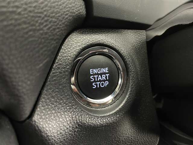 トヨタ ＲＡＶ４ アドベンチャー オフロードPKGⅡ 長野県 2024(令6)年 3.5万km 緑 4WD/純正10.5型メモリナビ&フルセグTV&USB&BT/トヨタセーフティセンス/アダプティブクルーズコントロール/レーントレーシングアシスト/プリクラッシュセーフティ/クリアランスソナー/リアクロストラフィックアラート/ブラインドスポットモニター/オートマチックハイビーム/ロードサインアシスト/先行車発進告知/純正ドライブレコーダー/デジタルインナーミラー/ハーフレザーシート/前席エアシート/前席シートヒーター/運転席パワーシート/運転席シートメモリ/ステアリングスイッチ/ステアリングヒーター/全方位カメラ/ビルトインETC2.0/LEDヘッドライト/オートライト/フロントフォグランプ/電動格納ミラー/ウィンカーミラー/電動ホールド/オートホールド/純正18インチAW装着/社外フロアマット/プッシュスタート/スマートキー