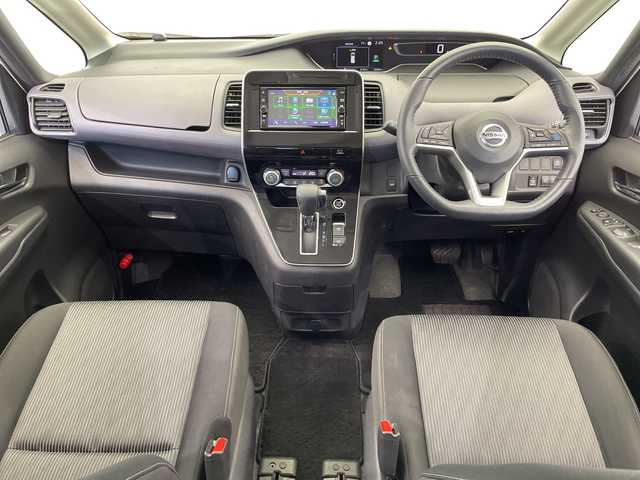 日産 セレナ ハイウェイスター V 栃木県 2021(令3)年 3.1万km ブリリアントホワイトパール 純正ナビ/（CD/DVD/フルセグ/Bluetooth/MSV/SD/AUX）　/全方位カメラ　/ＥＴＣ　/禁煙車　/プロパイロット/両側パワースライドドア　/オートライト　/ＬＥＤヘッドライト　/フォグランプ　/スマートキー　/プッシュスタート　/アイドリングストップ　/ステアリングスイッチ/革巻きステアリング/ウインカーミラー/電動格納ミラー/純正アルミホイール/純正フロアマット