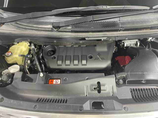 三菱 デリカＤ：５ P 神奈川県 2021(令3)年 5万km エメラルドブラックパール/アイガーグレーメタリック 4WD/純正メモリナビ/Bluetooth・CD・DVD・BD/マルチアラウンドモニター/両側パワースライドドア/e-アシスト/レーダークルーズコントロールシステム/ブラインドスポットモニター/ターボ/ETC/全方位ドライブレコーダー/純正フロアマット/ステアリングスイッチ/パワーバックドア/電動パーキングブレーキ/ブレーキオートホールド/プッシュスタート/スマートキー/スペアキー/取扱説明書/保証書/純正LEDヘッドライト/オートマチックハイビーム/純正18インチアルミホイール/衝突被害軽減ブレーキシステム/車線逸脱警報システム/誤発進抑制機能/後側方車両検知警報システム/後退時車両検知警報システム