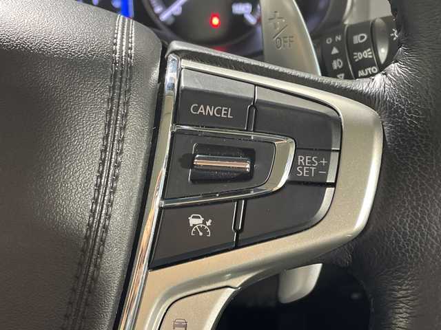 三菱 デリカＤ：５ P 神奈川県 2021(令3)年 5万km エメラルドブラックパール/アイガーグレーメタリック 4WD/純正メモリナビ/Bluetooth・CD・DVD・BD/マルチアラウンドモニター/両側パワースライドドア/e-アシスト/レーダークルーズコントロールシステム/ブラインドスポットモニター/ターボ/ETC/全方位ドライブレコーダー/純正フロアマット/ステアリングスイッチ/パワーバックドア/電動パーキングブレーキ/ブレーキオートホールド/プッシュスタート/スマートキー/スペアキー/取扱説明書/保証書/純正LEDヘッドライト/オートマチックハイビーム/純正18インチアルミホイール/衝突被害軽減ブレーキシステム/車線逸脱警報システム/誤発進抑制機能/後側方車両検知警報システム/後退時車両検知警報システム