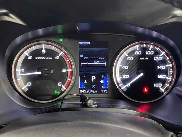 三菱 デリカＤ：５ P 神奈川県 2021(令3)年 5万km エメラルドブラックパール/アイガーグレーメタリック 4WD/純正メモリナビ/Bluetooth・CD・DVD・BD/マルチアラウンドモニター/両側パワースライドドア/e-アシスト/レーダークルーズコントロールシステム/ブラインドスポットモニター/ターボ/ETC/全方位ドライブレコーダー/純正フロアマット/ステアリングスイッチ/パワーバックドア/電動パーキングブレーキ/ブレーキオートホールド/プッシュスタート/スマートキー/スペアキー/取扱説明書/保証書/純正LEDヘッドライト/オートマチックハイビーム/純正18インチアルミホイール/衝突被害軽減ブレーキシステム/車線逸脱警報システム/誤発進抑制機能/後側方車両検知警報システム/後退時車両検知警報システム