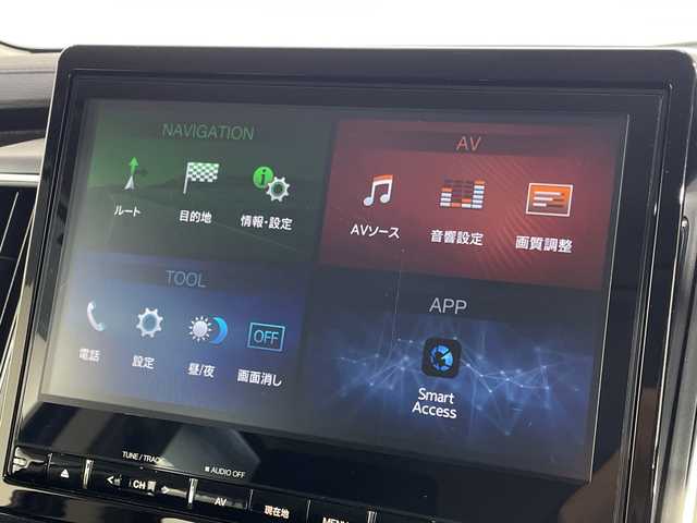 三菱 デリカＤ：５ P 神奈川県 2021(令3)年 5万km エメラルドブラックパール/アイガーグレーメタリック 4WD/純正メモリナビ/Bluetooth・CD・DVD・BD/マルチアラウンドモニター/両側パワースライドドア/e-アシスト/レーダークルーズコントロールシステム/ブラインドスポットモニター/ターボ/ETC/全方位ドライブレコーダー/純正フロアマット/ステアリングスイッチ/パワーバックドア/電動パーキングブレーキ/ブレーキオートホールド/プッシュスタート/スマートキー/スペアキー/取扱説明書/保証書/純正LEDヘッドライト/オートマチックハイビーム/純正18インチアルミホイール/衝突被害軽減ブレーキシステム/車線逸脱警報システム/誤発進抑制機能/後側方車両検知警報システム/後退時車両検知警報システム