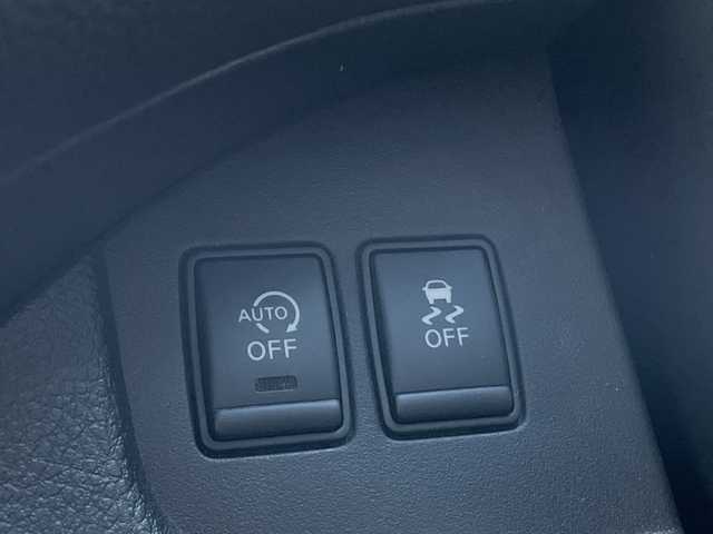 日産 セレナ HWS S HV Vセレ +SeftyⅡ 富山県 2016(平28)年 4.7万km ダイヤモンドブラック ALPINE9インチSDナビ/【Bluetooth/フルセグTV/DVD/CD】/ALPINEフリップダウンモニター/全方位カメラ/ETC/両側パワースライドドア/横滑り防止装置/純正16インチアルミホイール/衝突軽減防止装置/HIDヘッドライト/純正フロアマット/オートライト/スマートキー/プッシュスタート