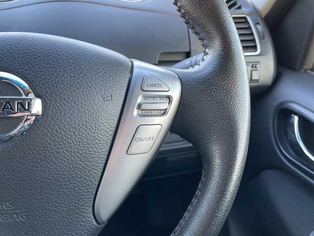 日産 セレナ HWS S HV Vセレ +SeftyⅡ 富山県 2016(平28)年 4.7万km ダイヤモンドブラック ALPINE9インチSDナビ/【Bluetooth/フルセグTV/DVD/CD】/ALPINEフリップダウンモニター/全方位カメラ/ETC/両側パワースライドドア/横滑り防止装置/純正16インチアルミホイール/衝突軽減防止装置/HIDヘッドライト/純正フロアマット/オートライト/スマートキー/プッシュスタート