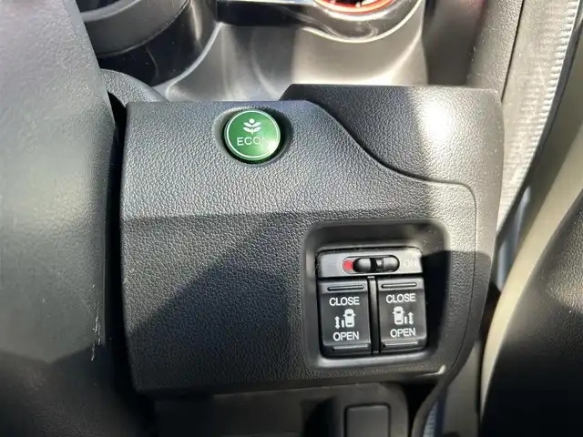 ホンダ Ｎ ＢＯＸ 2トーン カスタム SSパッケージ 福島県 2014(平26)年 7.9万km プレミアムホワイトパール (株)IDOMが運営する【じしゃロン福島店】の自社ローン専用車両になります。こちらは現金またはオートローンご利用時の価格です。自社ローンご希望の方は別途その旨お申付け下さい/純正メモリナビ/ワンセグテレビ/バックカメラ/革巻ステアリング/ステアリングリモコン/ＣＴＢＡ/両側パワースライドドア/ＥＣＯＮ/ＥＴＣ/ドアバイザー