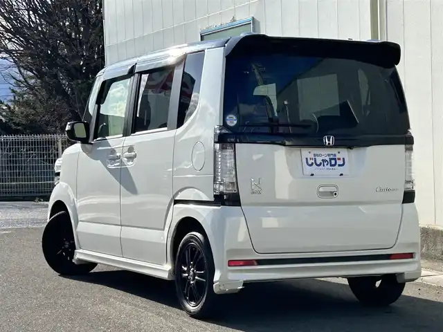 ホンダ Ｎ ＢＯＸ 2トーン カスタム SSパッケージ 福島県 2014(平26)年 7.9万km プレミアムホワイトパール (株)IDOMが運営する【じしゃロン福島店】の自社ローン専用車両になります。こちらは現金またはオートローンご利用時の価格です。自社ローンご希望の方は別途その旨お申付け下さい/純正メモリナビ/ワンセグテレビ/バックカメラ/革巻ステアリング/ステアリングリモコン/ＣＴＢＡ/両側パワースライドドア/ＥＣＯＮ/ＥＴＣ/ドアバイザー