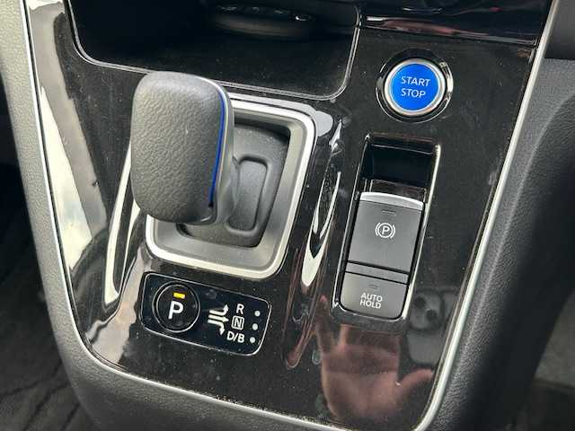 日産 セレナ e－パワー ハイウェイスター V 大阪府 2022(令4)年 1.5万km ブリリアントホワイトパール ブラインドスポットモニター/11インチフリップダウンモニター/10インチ純正ナビ(BT/フルセグ)/アラウンドビューモニター/プロパイロット/衝突被害軽減システム/横滑り防止装置/両側パワースライドドア/ドライブレコーダー/ETC/LEDヘッドライト/オートライト/社外フロアマット/純正アルミホイール/プッシュスタート