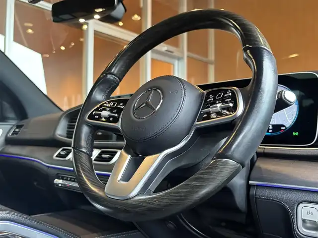 メルセデス・ベンツ ＧＬＳ４００ｄ 4マチック AMGライン 宮城県 2021(令3)年 5万km オブシディアンブラック オフロードエンジニアリングパッケージ/12.3インチ純正ナビ/全周囲カメラ/AppleCarPlay/フルセグTV/アイドリングストップ/ACC/レーンキープアシスト/ブラインドスポットモニター/衝突軽減ブレーキ/コーナーセンサー/黒革シート/シートヒーター/エアシート/パワーシート/前後ドラレコ/置くだけ充電/サンルーフ/ヘッドアップディスプレイ/サイドステップ