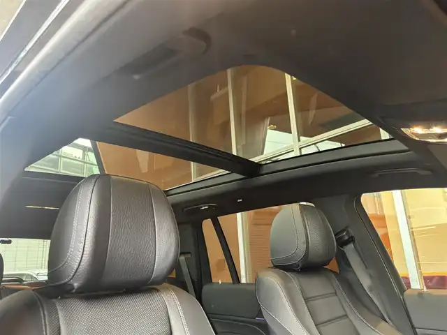 メルセデス・ベンツ ＧＬＳ４００ｄ 4マチック AMGライン 宮城県 2021(令3)年 5万km オブシディアンブラック オフロードエンジニアリングパッケージ/12.3インチ純正ナビ/全周囲カメラ/AppleCarPlay/フルセグTV/アイドリングストップ/ACC/レーンキープアシスト/ブラインドスポットモニター/衝突軽減ブレーキ/コーナーセンサー/黒革シート/シートヒーター/エアシート/パワーシート/前後ドラレコ/置くだけ充電/サンルーフ/ヘッドアップディスプレイ/サイドステップ