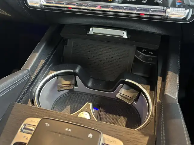 メルセデス・ベンツ ＧＬＳ４００ｄ 4マチック AMGライン 宮城県 2021(令3)年 5万km オブシディアンブラック オフロードエンジニアリングパッケージ/12.3インチ純正ナビ/全周囲カメラ/AppleCarPlay/フルセグTV/アイドリングストップ/ACC/レーンキープアシスト/ブラインドスポットモニター/衝突軽減ブレーキ/コーナーセンサー/黒革シート/シートヒーター/エアシート/パワーシート/前後ドラレコ/置くだけ充電/サンルーフ/ヘッドアップディスプレイ/サイドステップ