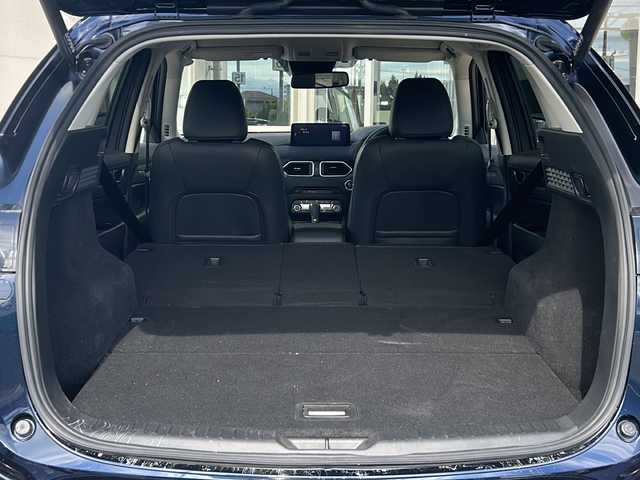 マツダ ＣＸ－５ 20S ブラックトーンED 静岡県 2023(令5)年 1.7万km ディープクリスタルブルーマイカ 純正ナビ/・FM/・AM/・Bluetooth/・TV/・USB/・スマートフォン連携/主要装備/・３６０°ビューモニター/・ブラインドスポットモニタリング/・パーキングセンサー/・パドルシフト/・ＬＥＤライト/・オートハイビーム/・運転席パワーシート/・運転席+助手席シートヒーター/・ハンドルヒーター/・パワーバックドア/・レーダークルコン/・スマートブレーキサポート/・レーンキープアシスト/・車間認知支援システム/・オフロードトラクションアシスト/・ワイヤレス充電