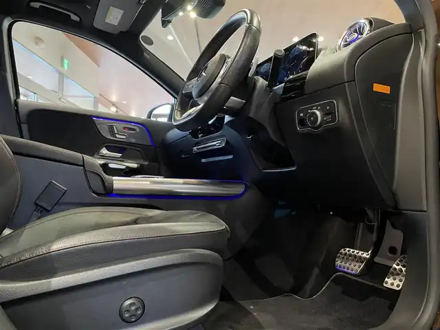 メルセデス・ベンツ ＧＬＡ２００ｄ 4マチック AMGライン 道央・札幌 2020(令2)年 2.2万km コスモスブラック メタリックペイント/AMGライン/・AMGスライリングパッケージ/・ハーフレザーシート/・マルチビームLEDヘッドライト/・アダプティブハイビームアシストプラス/・19インチAMG 5ツインスポークAW/パノラミックスライディングルーフ/ナビゲーションパッケージ/レーダーセーフティパッケージ/360°カメラ/ワイヤレスチャージング/シートヒーター/フルセグテレビ/USB/BT/パワーテールゲート