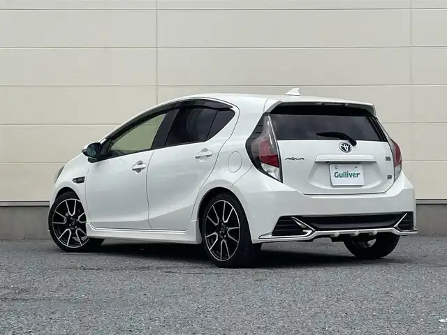 トヨタ アクア G G’s 茨城県 2017(平29)年 5.8万km ライムホワイトパールクリスタルシャイン トヨタセーフティセンス/・プリクラッシュセーフティ/・レーンディパーチャーアラート/・オートマチックハイビーム/クルーズコントロール/社外ナビ/・バックカメラ/・フルセグTV/BT/CD/DVD/G’s専用17インチAW/G’s専用ハーフレザーシート/前席シートヒーター/LEDヘッドライト/オートライト/フォグランプ/ETC/プッシュスタート/ステアリングスイッチ/ISOFIX/タワーバー/純正G’s専用アルミ付きタイヤ4本積込