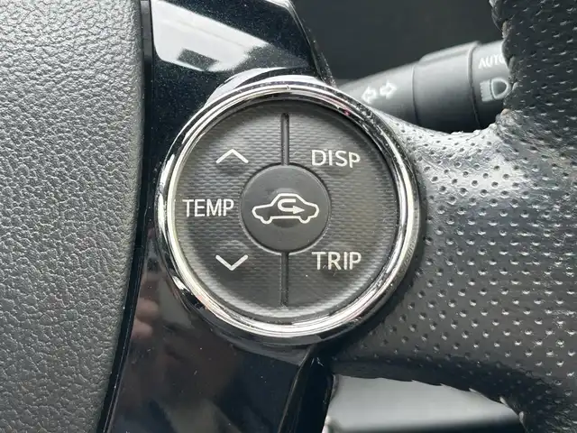 トヨタ アクア G G’s 茨城県 2017(平29)年 5.8万km ライムホワイトパールクリスタルシャイン トヨタセーフティセンス/・プリクラッシュセーフティ/・レーンディパーチャーアラート/・オートマチックハイビーム/クルーズコントロール/社外ナビ/・バックカメラ/・フルセグTV/BT/CD/DVD/G’s専用17インチAW/G’s専用ハーフレザーシート/前席シートヒーター/LEDヘッドライト/オートライト/フォグランプ/ETC/プッシュスタート/ステアリングスイッチ/ISOFIX/タワーバー/純正G’s専用アルミ付きタイヤ4本積込