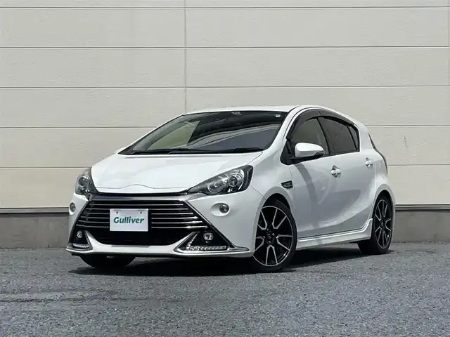 トヨタ アクア G G’s 茨城県 2017(平29)年 5.8万km ライムホワイトパールクリスタルシャイン トヨタセーフティセンス/・プリクラッシュセーフティ/・レーンディパーチャーアラート/・オートマチックハイビーム/クルーズコントロール/社外ナビ/・バックカメラ/・フルセグTV/BT/CD/DVD/G’s専用17インチAW/G’s専用ハーフレザーシート/前席シートヒーター/LEDヘッドライト/オートライト/フォグランプ/ETC/プッシュスタート/ステアリングスイッチ/ISOFIX/タワーバー/純正G’s専用アルミ付きタイヤ4本積込