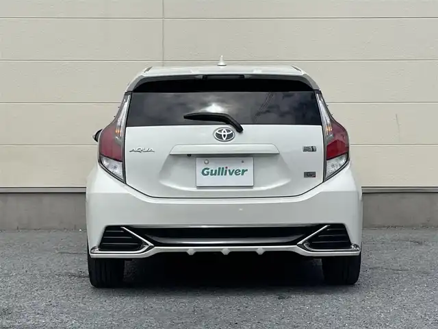 トヨタ アクア G G’s 茨城県 2017(平29)年 5.8万km ライムホワイトパールクリスタルシャイン トヨタセーフティセンス/・プリクラッシュセーフティ/・レーンディパーチャーアラート/・オートマチックハイビーム/クルーズコントロール/社外ナビ/・バックカメラ/・フルセグTV/BT/CD/DVD/G’s専用17インチAW/G’s専用ハーフレザーシート/前席シートヒーター/LEDヘッドライト/オートライト/フォグランプ/ETC/プッシュスタート/ステアリングスイッチ/ISOFIX/タワーバー/純正G’s専用アルミ付きタイヤ4本積込