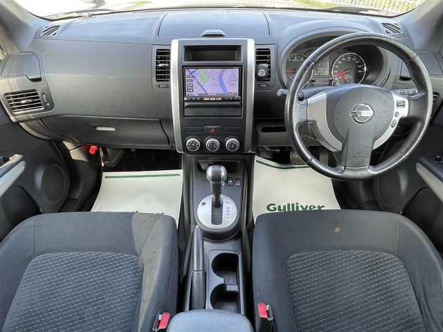 日産 エクストレイル 20Xtt 岩手県 2013(平25)年 9.3万km ダイヤモンドブラック 4WD（切り替えあり）/ハイパールーフレールランプ/クルーズコントロール/純正SDナビ/→フルセグTV/Bluetooth/CD/DVD/FM/AM/バックカメラ/〇電動格納ミラー/〇スマートキー/〇ドアバイザー/〇フロアマット/オートライト/フォグライト/ダウンヒルコントロール/ETC