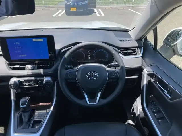 トヨタ ＲＡＶ４ G 鳥取県 2023(令5)年 0.8万km プラチナホワイトパールマイカ ４・W・D/純正10.5インチディスプレイオーディオ/（ナビ/フルセグ/BT/USB）/アラウンドビューモニター/トヨタセーフティセンス/モデリスタエアロ/フロント/サイド/リア/合皮レザーシート/パワーバックドア/ビルトインETC/スマートルームミラー/運転席パワーシート/前席シートヒーター/エアシート/LEDヘットライト/純正18インチアルミホイール/プッシュエンジンスタート/スマートキー