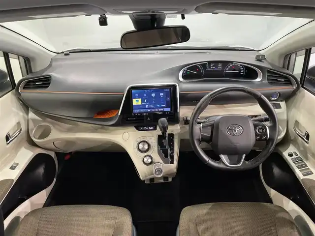 トヨタ シエンタ ハイブリッド G 愛知県 2016(平28)年 5.6万km シルバーM カロッツェリア製７インチナビ/フルセグＴＶ/ＣＤ／ＤＶＤ再生/Ｂｌｕｅｔｏｏｔｈ/ＦＭ／ＡＭ/ＳＤ/バックカメラ/トヨタセーフティセンス/前後ドライブレコーダー/シートヒーター(D/N席)/後付けコーナーセンサー/ビルドインＥＴＣ/ウインカーミラー
