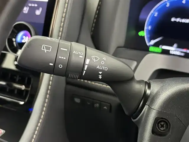 トヨタ アルファードハイブリット Z 埼玉県 2024(令6)年 1.1万km プラチナホワイトパールマイカ トヨタセーフティセンス/トヨタチームメイト/左右独立ムーンルーフ/純正14インチメモリナビ/Bluetooth/フルセグ/パノラミックビューモニター/デジタルインナーミラー/ドライブレコーダー/両側パワースライドドア/レザーシート/シートヒーター/シートベンチレーション/パワーバックドア/パドルシフト/プッシュスタート/スマートキー