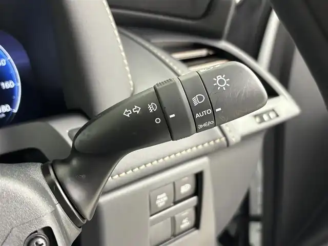 トヨタ アルファードハイブリット Z 埼玉県 2024(令6)年 1.1万km プラチナホワイトパールマイカ トヨタセーフティセンス/トヨタチームメイト/左右独立ムーンルーフ/純正14インチメモリナビ/Bluetooth/フルセグ/パノラミックビューモニター/デジタルインナーミラー/ドライブレコーダー/両側パワースライドドア/レザーシート/シートヒーター/シートベンチレーション/パワーバックドア/パドルシフト/プッシュスタート/スマートキー
