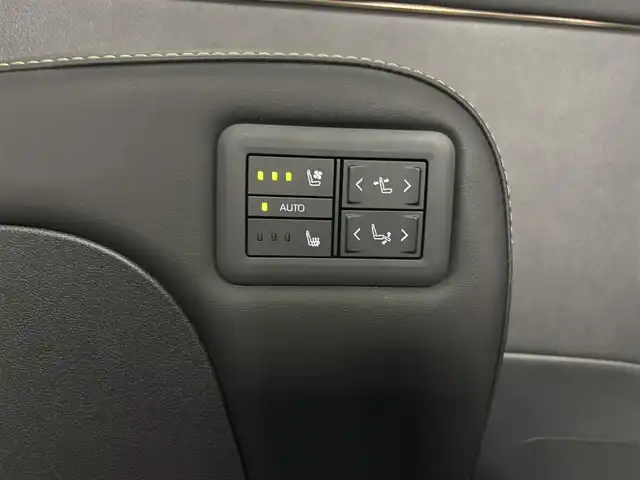 トヨタ アルファードハイブリット Z 埼玉県 2024(令6)年 1.1万km プラチナホワイトパールマイカ トヨタセーフティセンス/トヨタチームメイト/左右独立ムーンルーフ/純正14インチメモリナビ/Bluetooth/フルセグ/パノラミックビューモニター/デジタルインナーミラー/ドライブレコーダー/両側パワースライドドア/レザーシート/シートヒーター/シートベンチレーション/パワーバックドア/パドルシフト/プッシュスタート/スマートキー